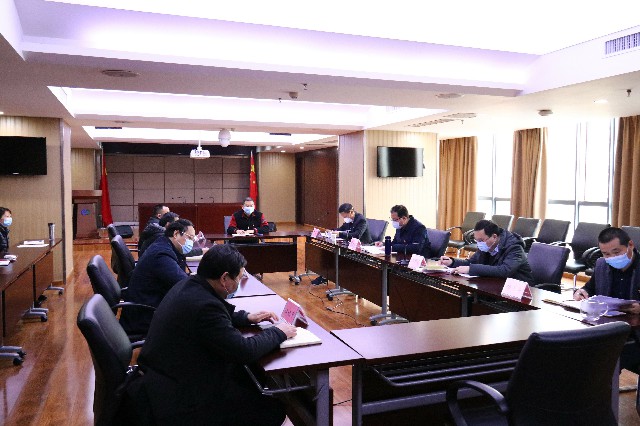 湖北农机召开4月党委中心组（扩大）学习会议